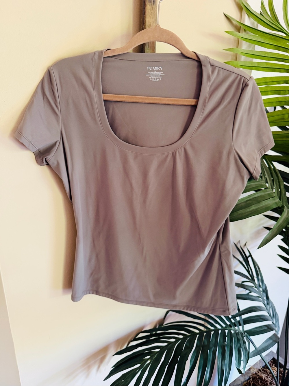 Grey Scoop Neck Short Sleeve Tee for Women -cloud soft material